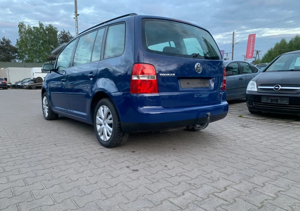 Volkswagen Touran cena 11900 przebieg: 216430, rok produkcji 2003 z Bierutów małe 211